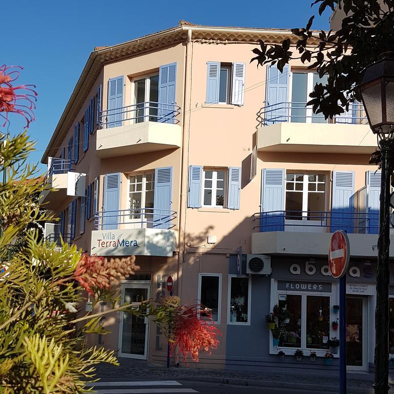 Villa Terramera Hotel Le Lavandou Buitenkant foto